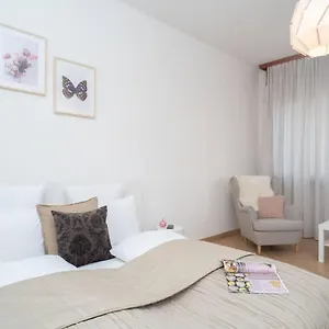 Convenient In The Heart Of Downtown Appartamento